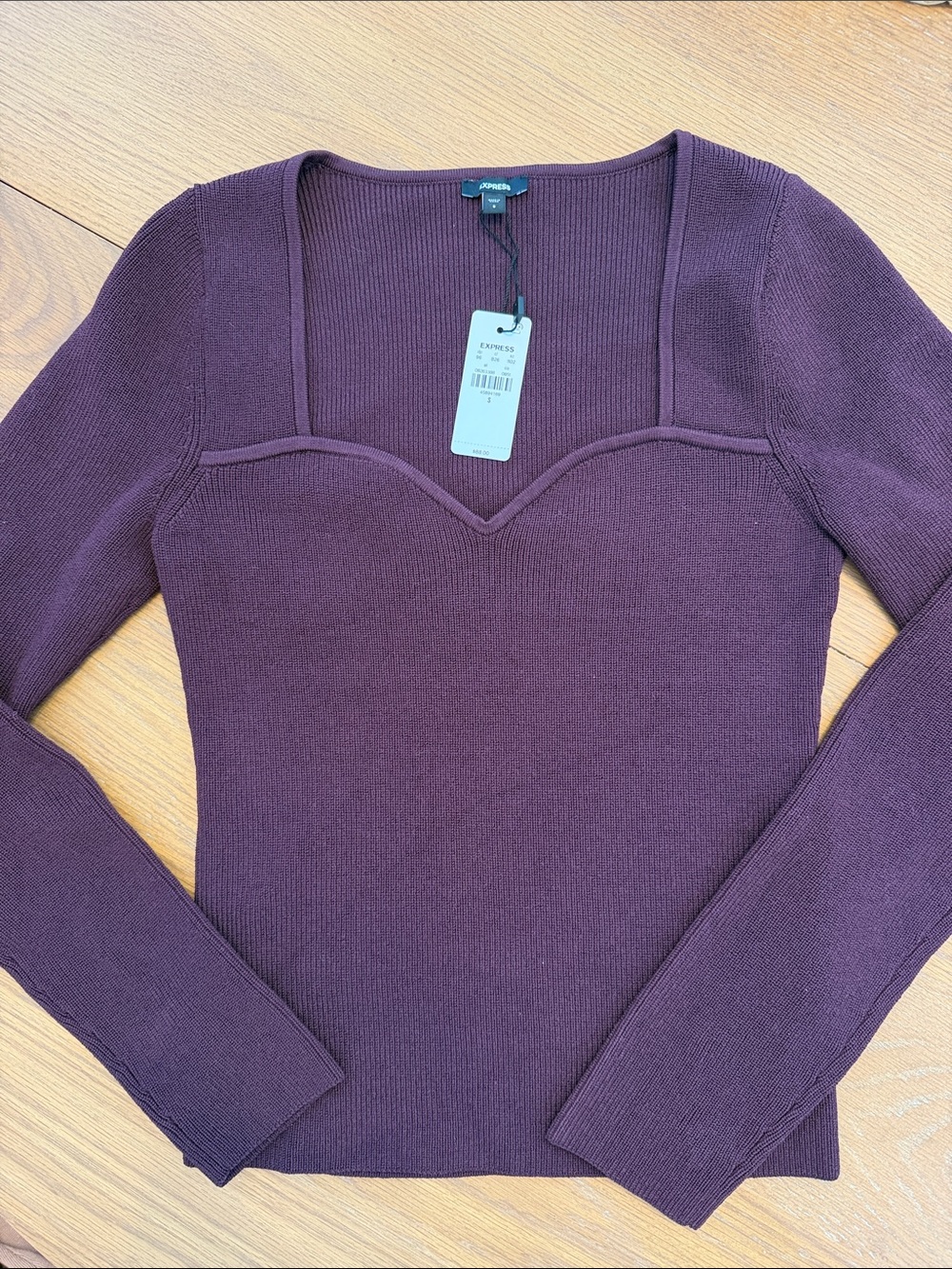 Express Long-Sleeve Sweetheart Knit Top - Burgundy Plum